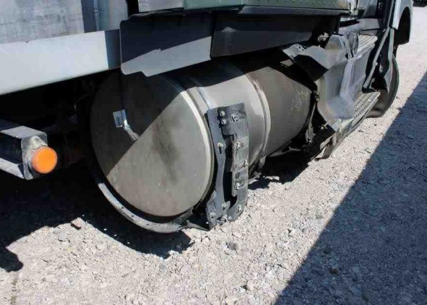 2023 Kenworth T680 MDHD - Image 11