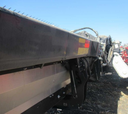 2023 MacDon FD245 Header - Image 10