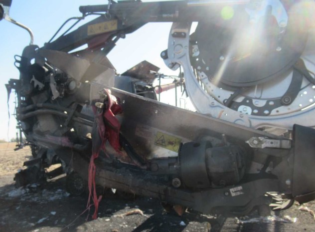 2023 MacDon FD245 Header - Image 3