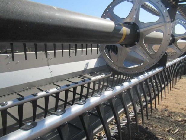 2023 MacDon FD245 Header - Image 7