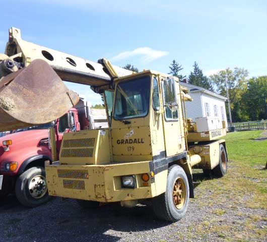1990 Gradall G3WD Wheeled Excavator - Image 3