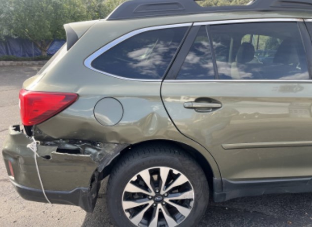 2017 Subaru Outback Limited - Image 2
