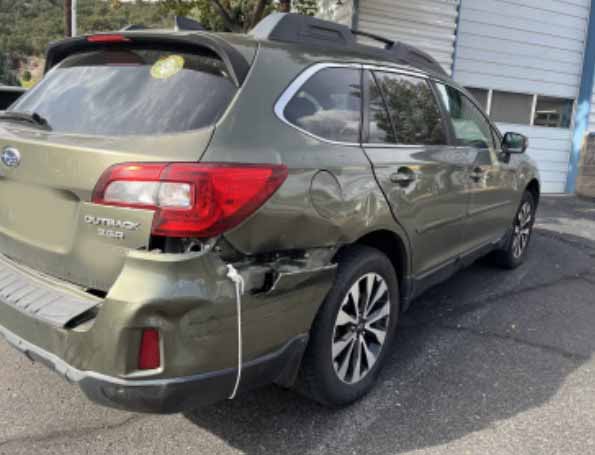 2017 Subaru Outback Limited - Image 3
