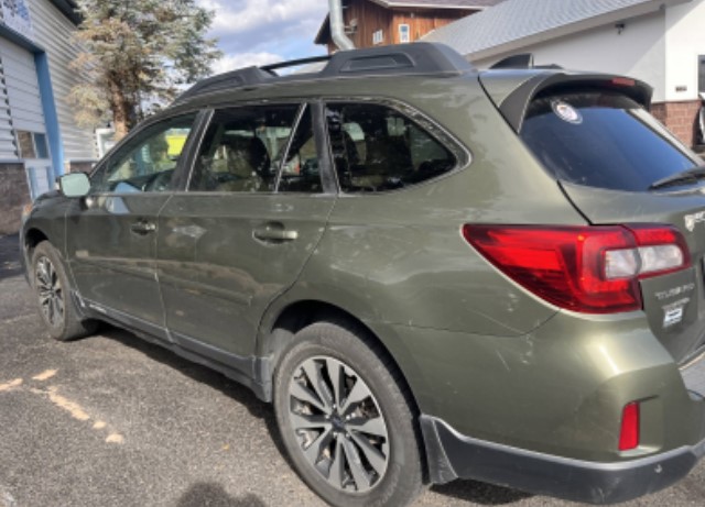2017 Subaru Outback Limited - Image 5