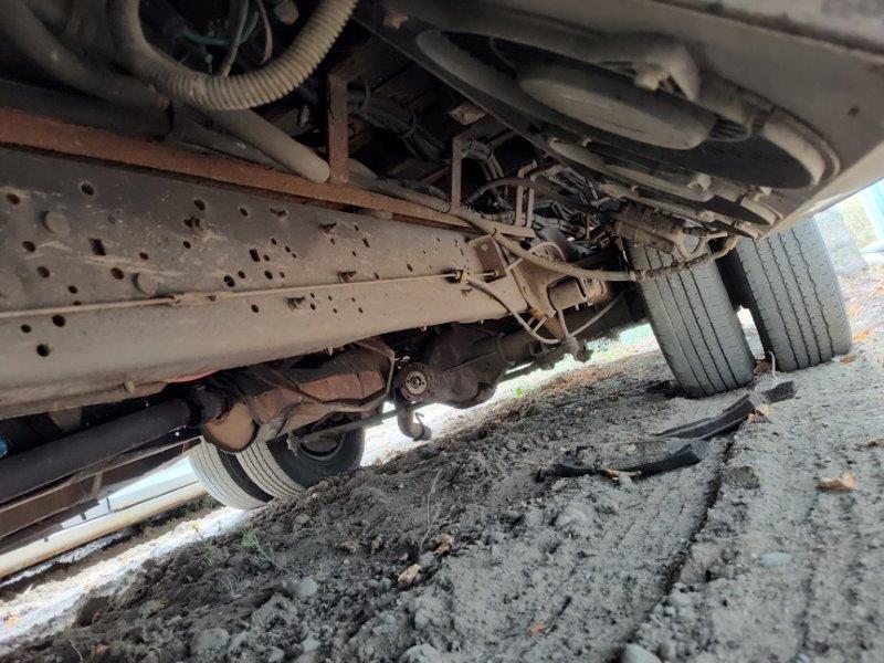 2011 Ford E450 Shuttle Bus - Image 33