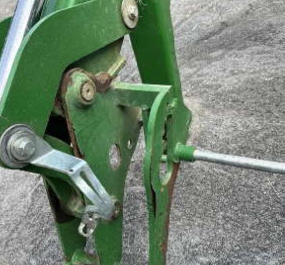 2016 John Deere 520M Loader (loader only) - Image 4