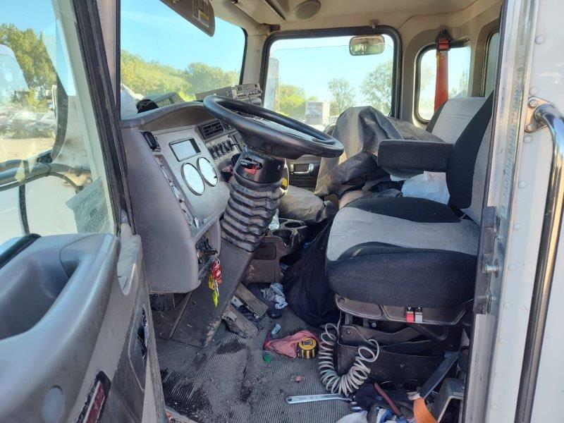 2017 Kenworth T300 Dump Truck - Image 8