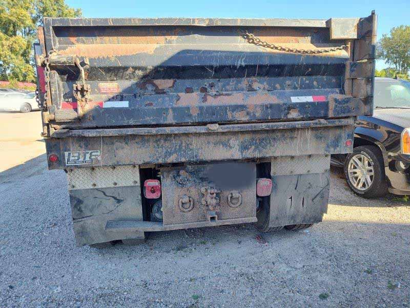 2017 Kenworth T300 Dump Truck - Image 5