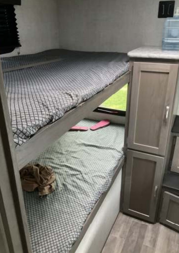 2023 Gulf Stream Envision - Image 6