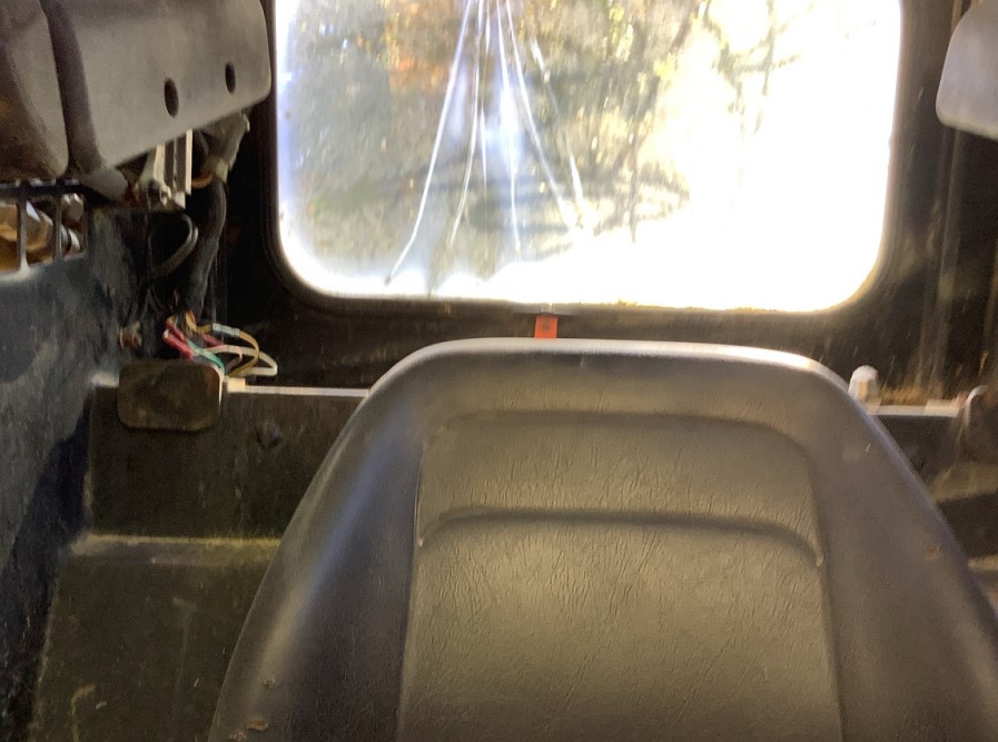 2004 ASV RC-100 Compact Track Loader - Image 4