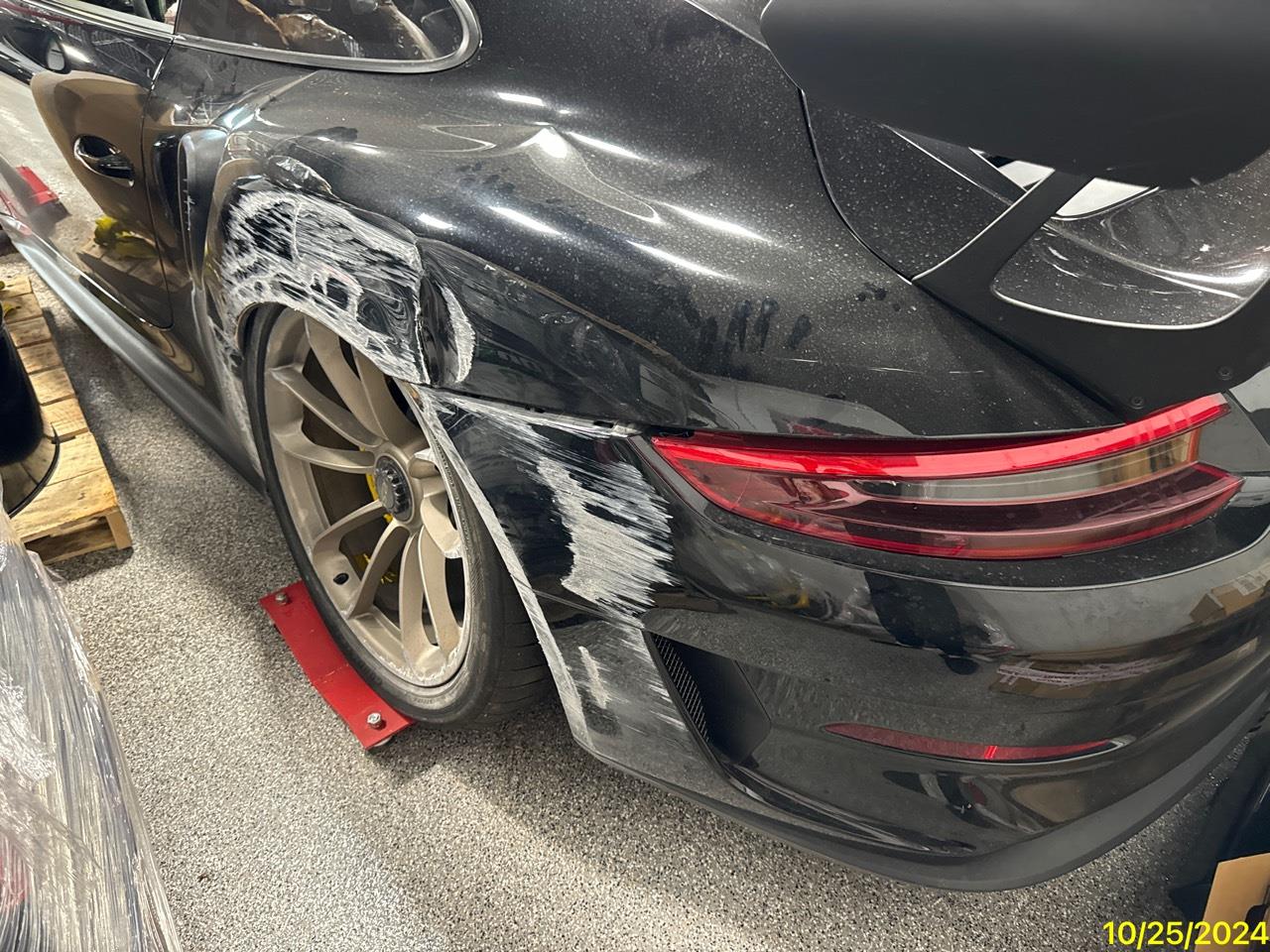 2019 Porsche 911 GT3 RS - Image 14