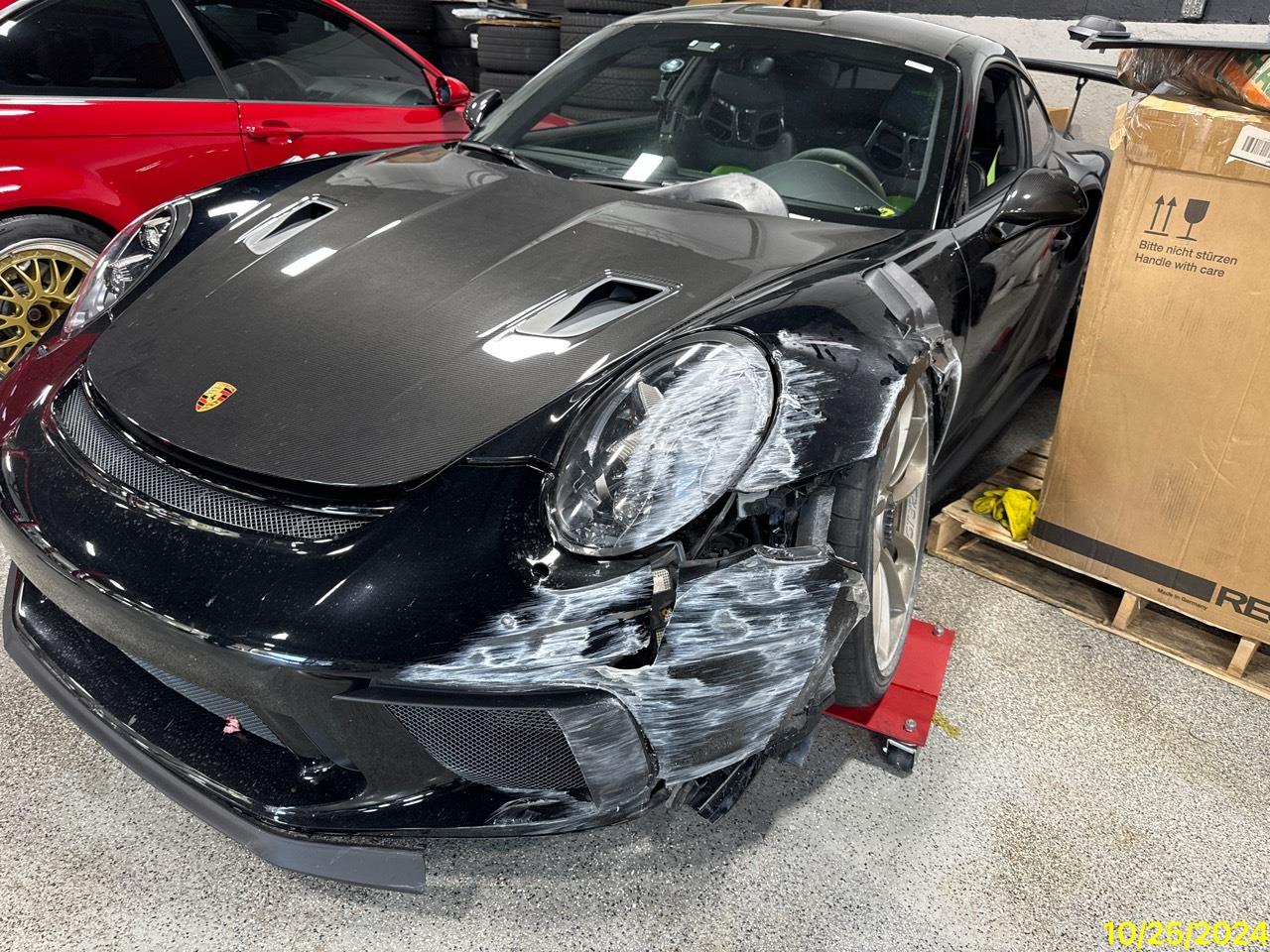 2019 Porsche 911 GT3 RS - Image 18