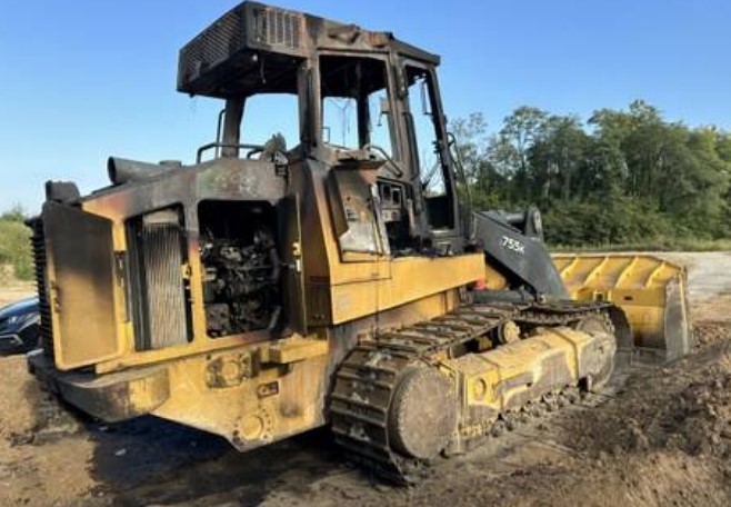 2016 John Deere 755K Crawler Loader - Image 3