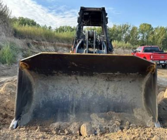 2016 John Deere 755K Crawler Loader - Image 7