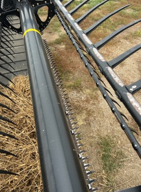 2017 MacDon FD75 Flex Draper Header - Image 3