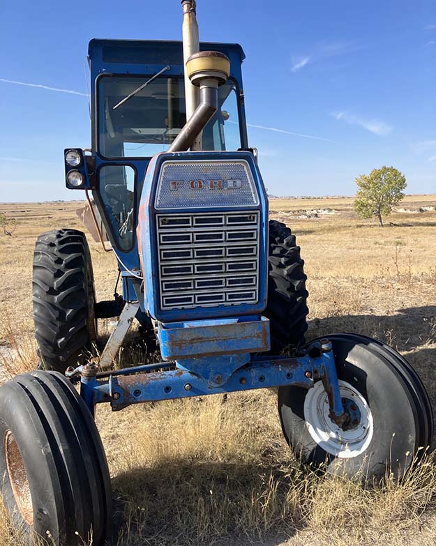 Ford 9600 Tractor