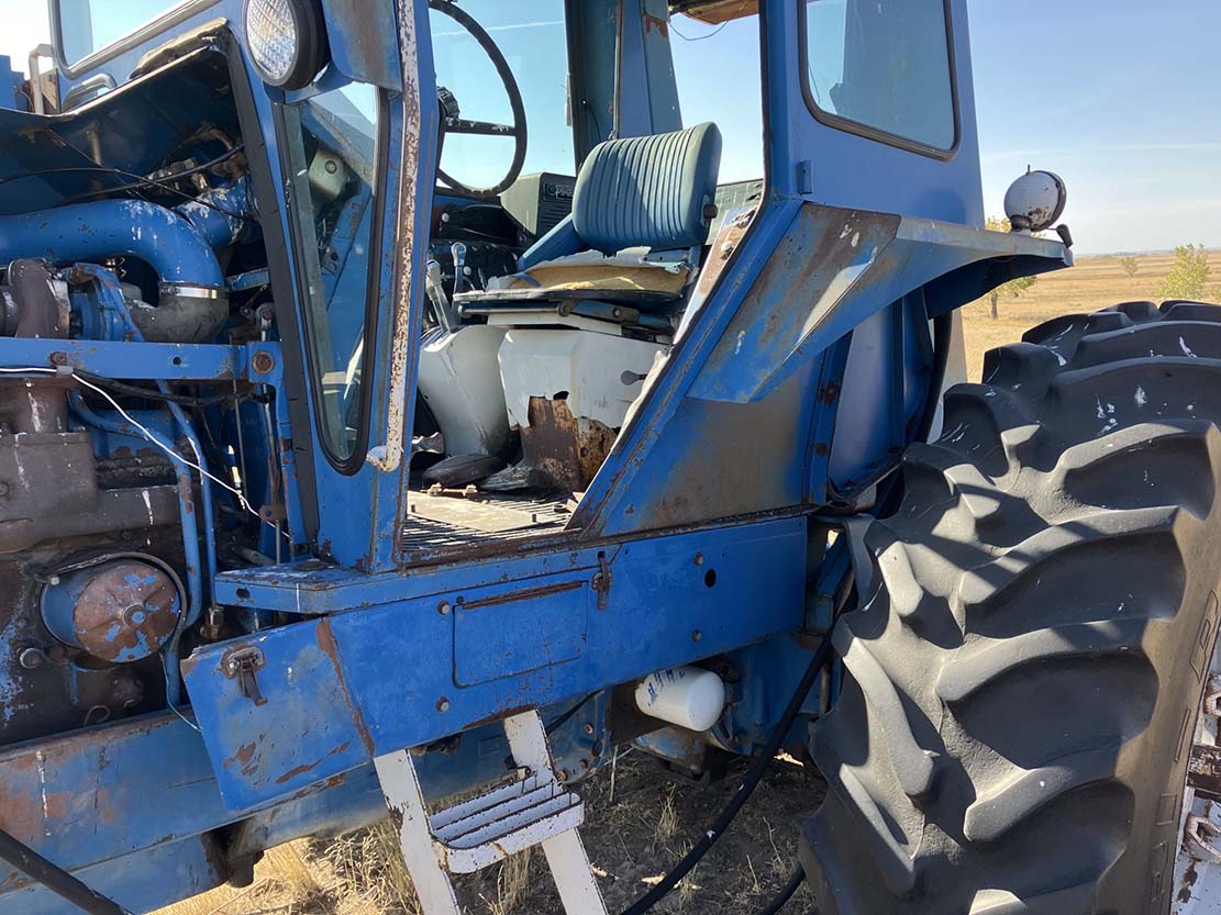 Ford 9600 Tractor - Image 6