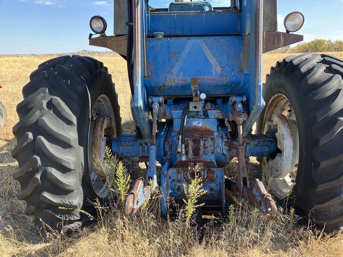 Ford 9600 Tractor - Image 3