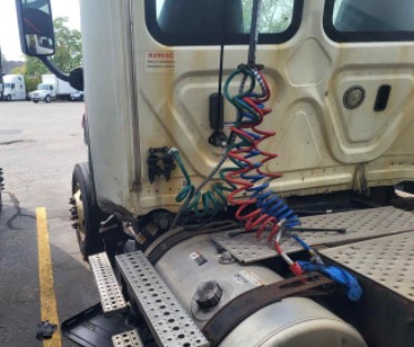 2018 Freightliner Cascadia 125 - Image 6