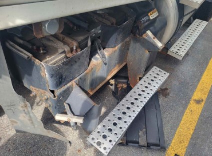 2018 Freightliner Cascadia 125 - Image 9