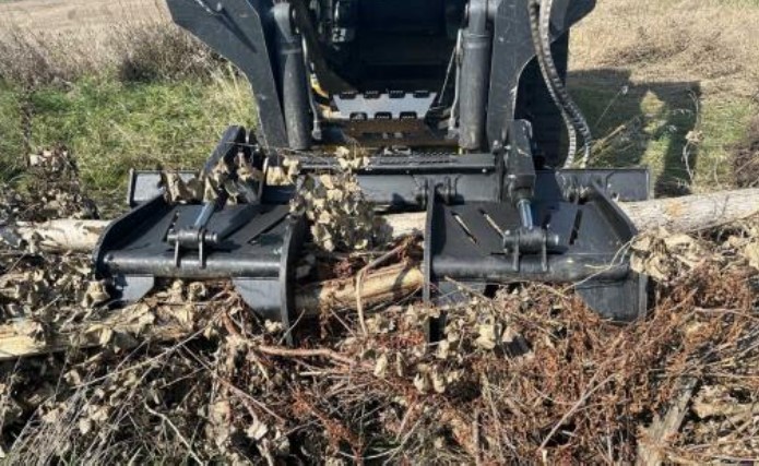 2015 John Deere 333E Skid Steer - Image 10