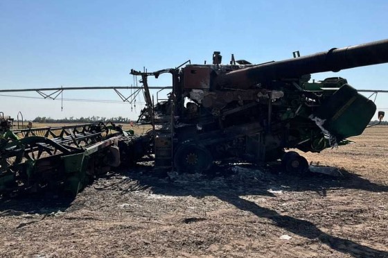 2014 John Deere S670 Combine - Image 4