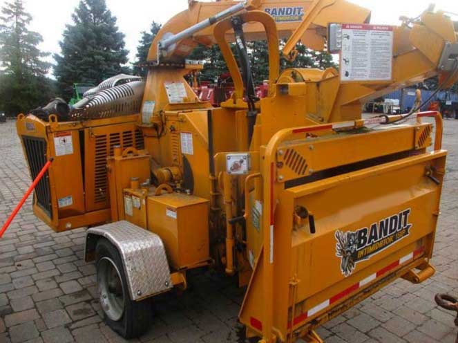2018 Bandit Intimidator 15XP Chipper - Image 6