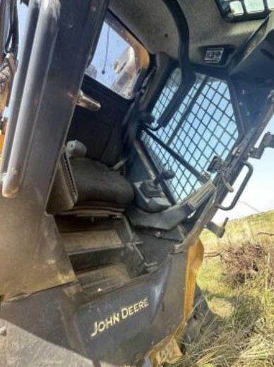 2015 John Deere 333E Skid Steer - Image 8