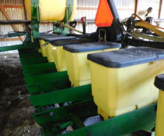 John Deere 1730 Planter - Image 2