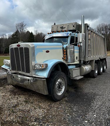 2021 Peterbilt 389 Dump Truck