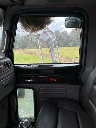 2021 Peterbilt 389 Dump Truck - Image 9