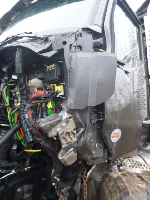 2025 Kenworth T880 Dump Truck - Image 21