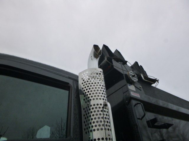 2025 Kenworth T880 Dump Truck - Image 29