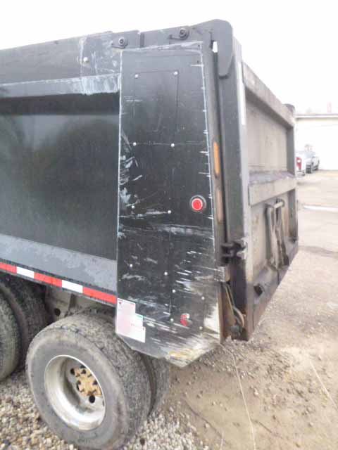 2025 Kenworth T880 Dump Truck - Image 41