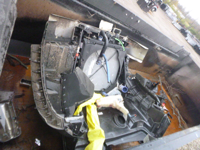 2025 Kenworth T880 Dump Truck - Image 6