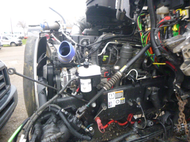 2025 Kenworth T880 Dump Truck - Image 7