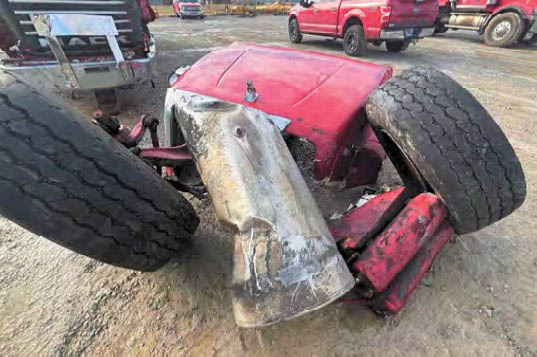 2008 Mack GU813 Dump Truck - Image 5