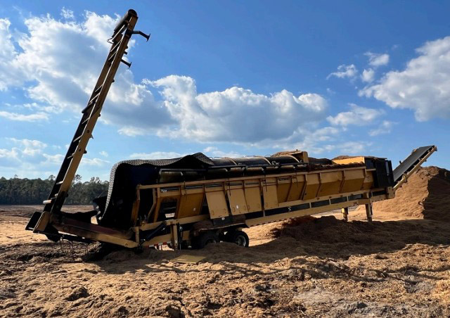 2014 Vermeer TR626 Portable Trommel Screen - Image 2