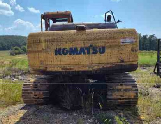 2011 Komatsu PC200LC-8 Excavator - Image 2