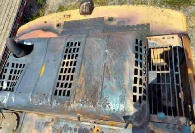 2011 Komatsu PC200LC-8 Excavator - Image 15