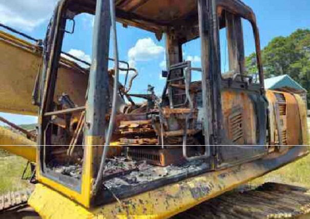 2011 Komatsu PC200LC-8 Excavator - Image 7