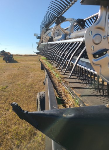 2023 MacDon FD245 Header - Image 3