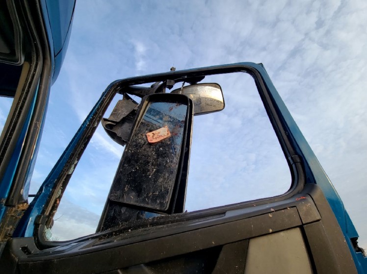 2022 Volvo 760 - Image 11