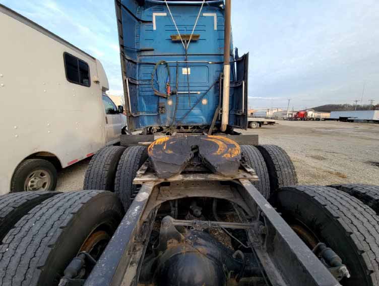 2022 Volvo 760 - Image 14