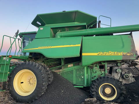John Deere 9660 Combine