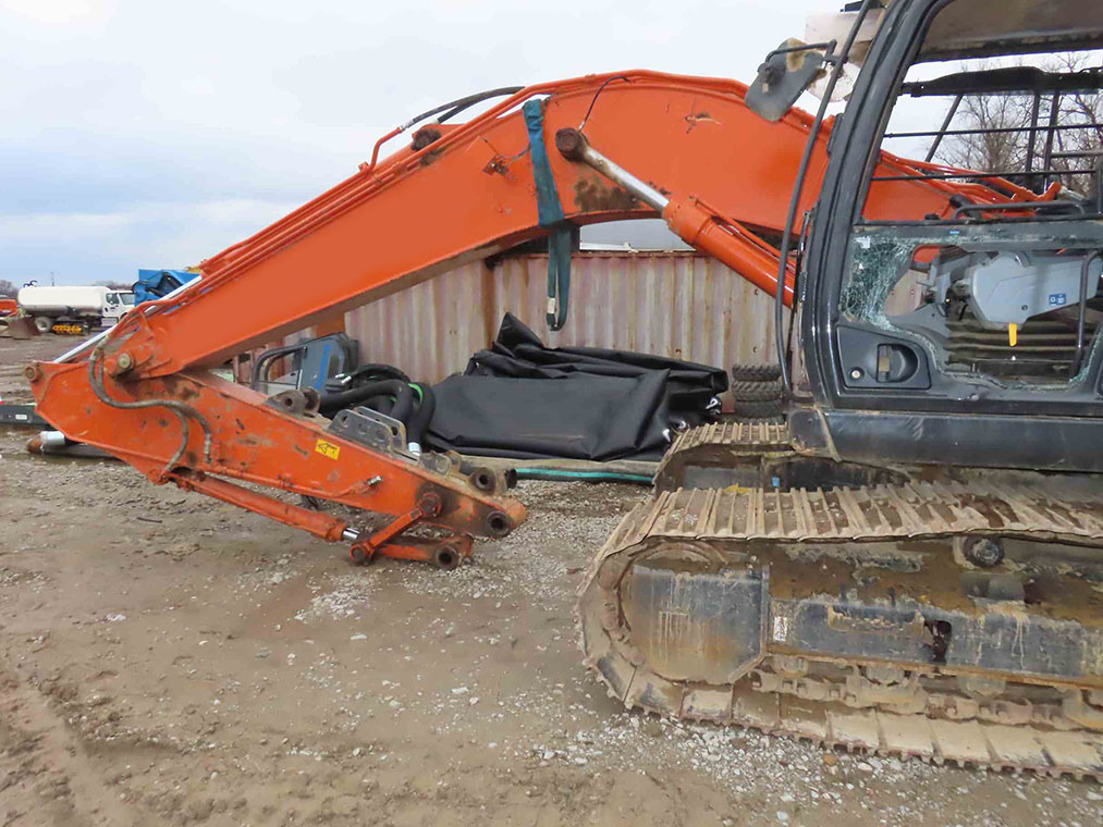 2024 Hitachi ZX210LC-7H Excavator - Image 13