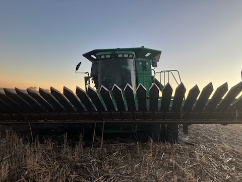 John Deere 9660 Combine - Image 3