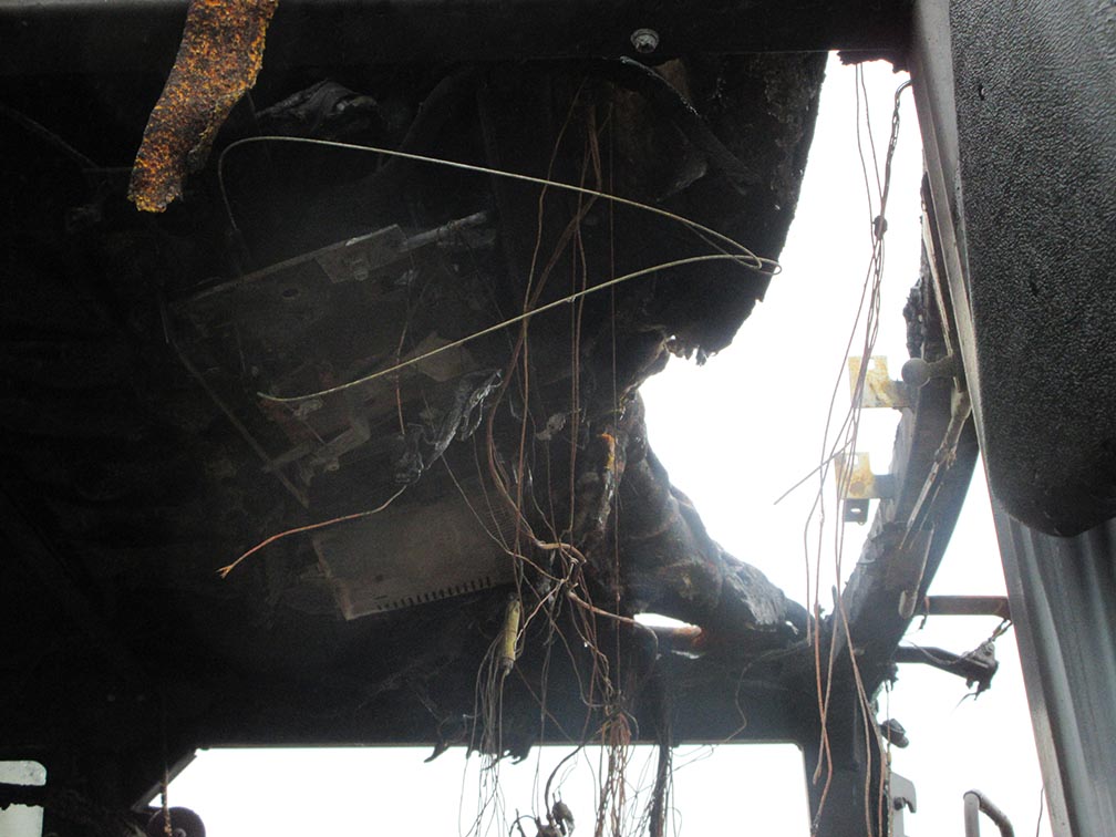 2006 Kubota M125X Tractor - Image 13