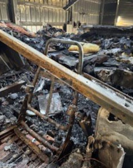 1996 Peterbilt 379 - Image 11