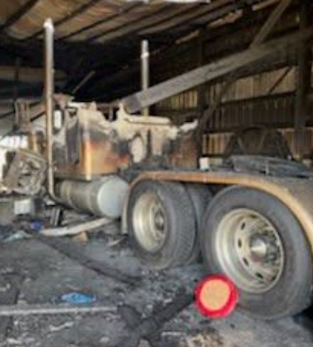 1996 Peterbilt 379 - Image 2